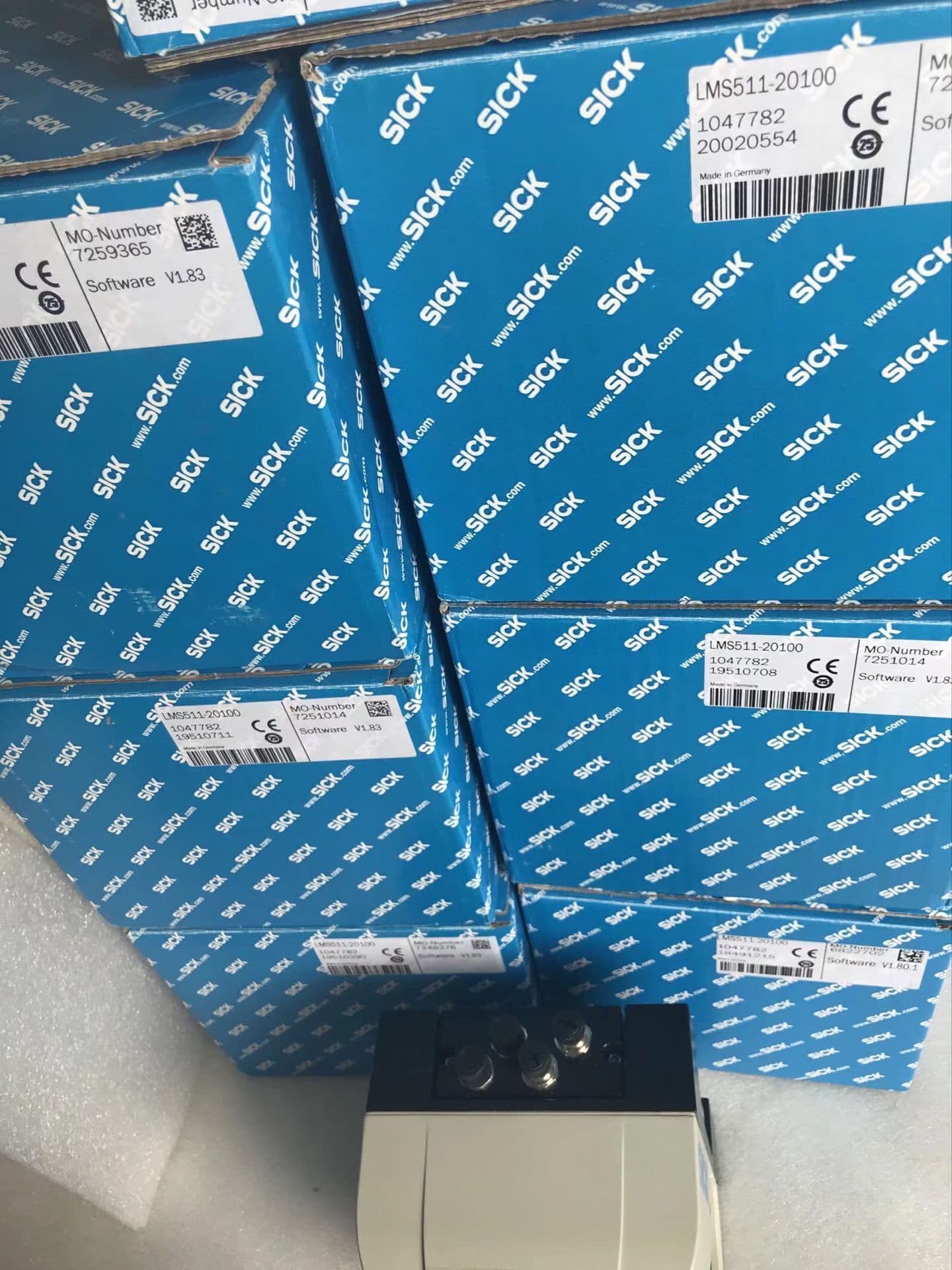 440L-T4KL1280YA