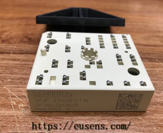 SKIIP22NAB126V10