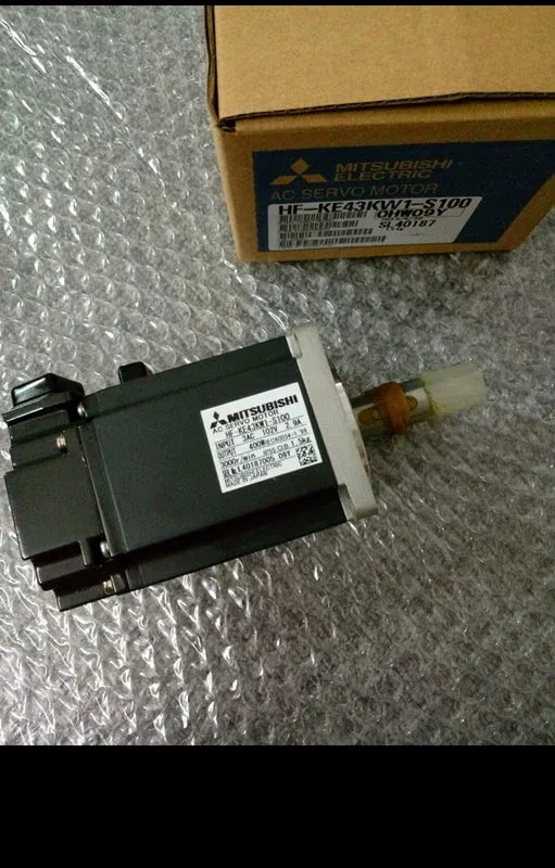 Mitsubishi_225