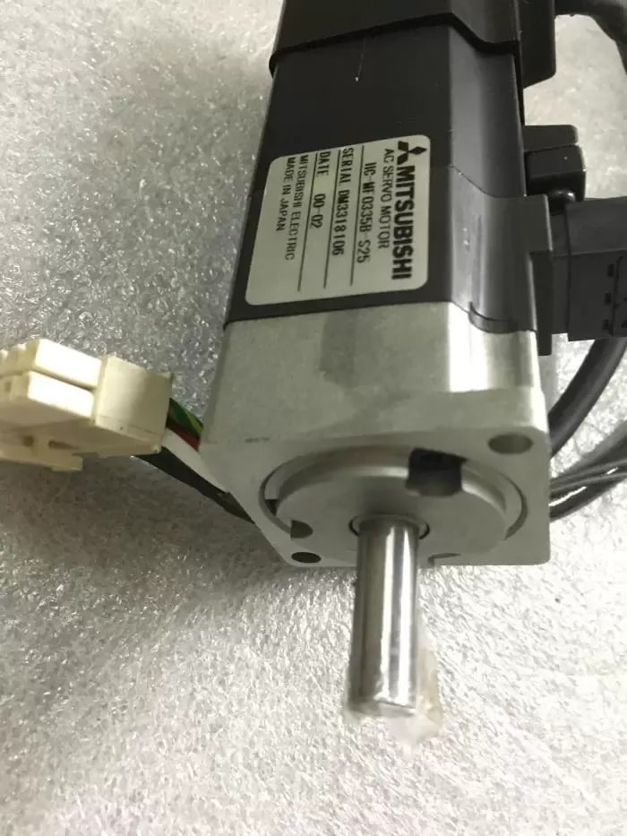 Mitsubishi_252