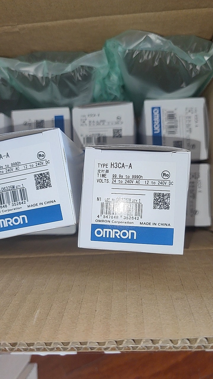 XW2Z-100K Omron | High-quality I/O connection cable